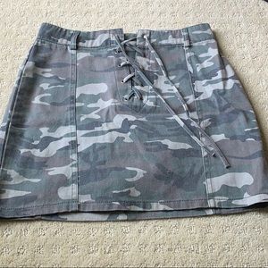 Camo Mini skirt